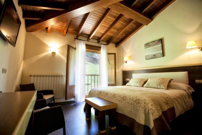 Hotel & Spa Villa De Mestas Mestas De Con Dış mekan fotoğraf